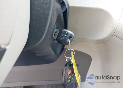 2014 Toyota Sienna Xle V6 8 Passenger из США, поврежденный, VIN 5TDYK3DC3ES525044